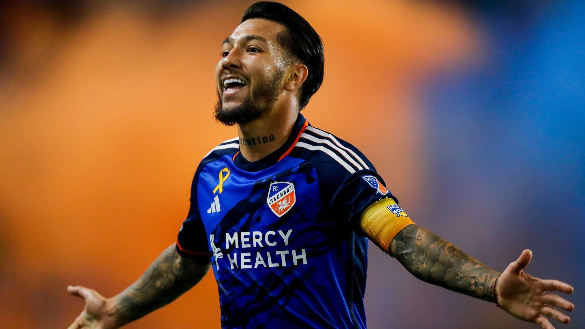 比赛的背后 比赛的背后