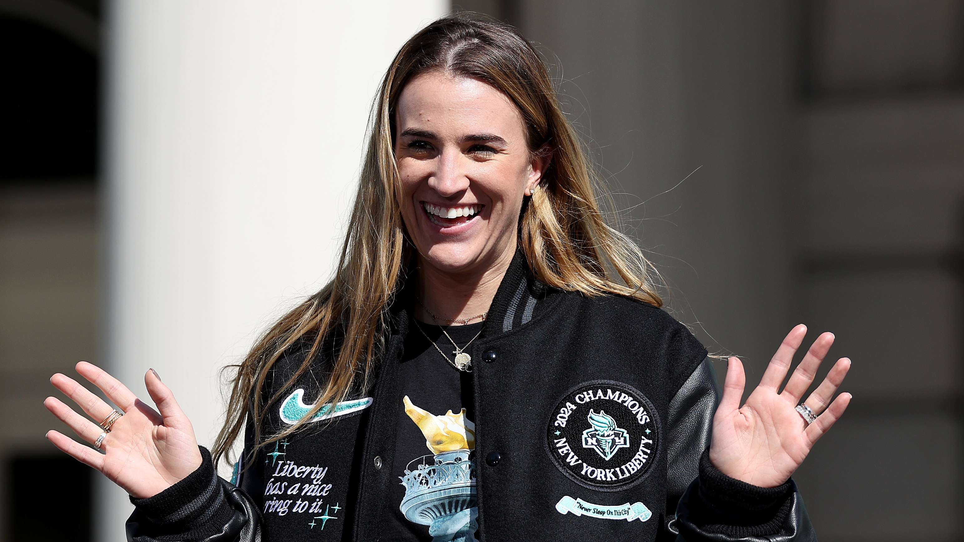 随着欧洲足 随着欧洲足